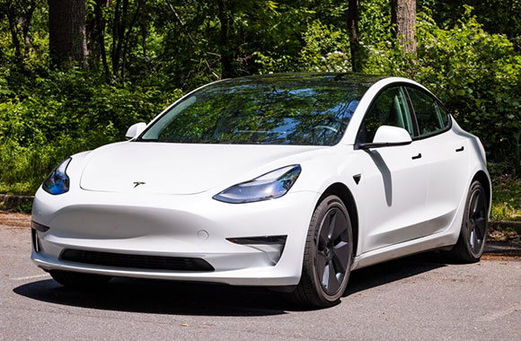 certified-tesla-service-img-2