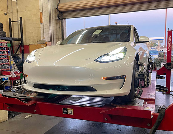certified-tesla-service-img-1